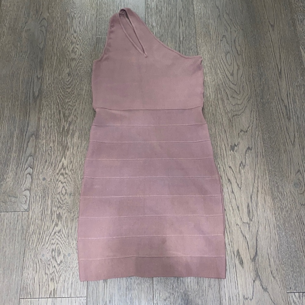 LEITH One Shoulder Mini Bodycon Dress. US S. Pink.